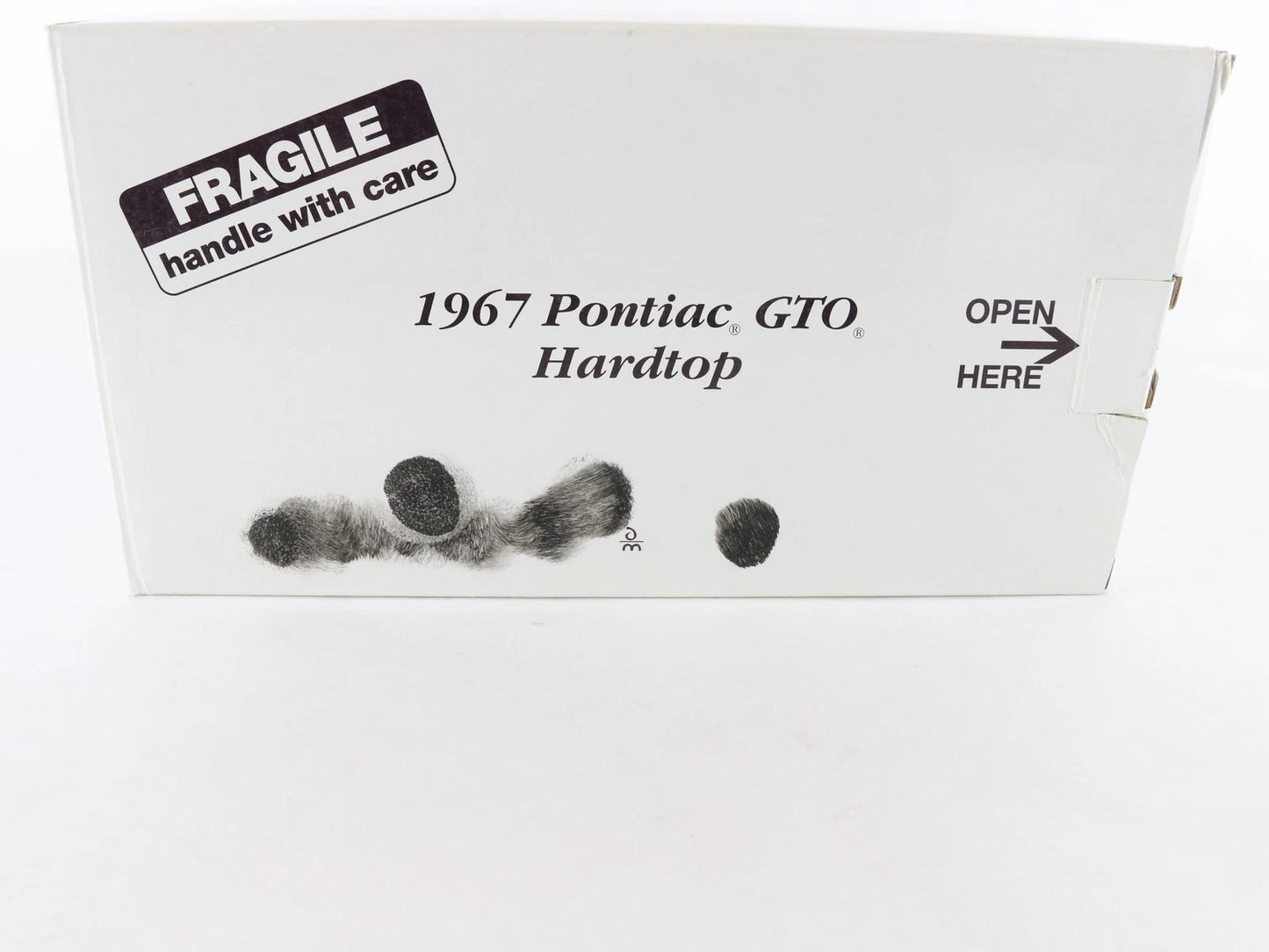 1967 Pontiac GTO Hardtop Plum Mist Purple Danbury Mint 1:24 Diecast Model