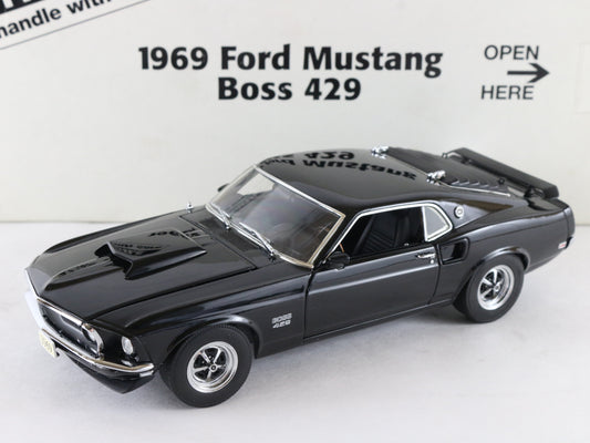 1969 Ford Mustang Boss 429 Raven Black Fastback Danbury Mint 1:24 Diecast 