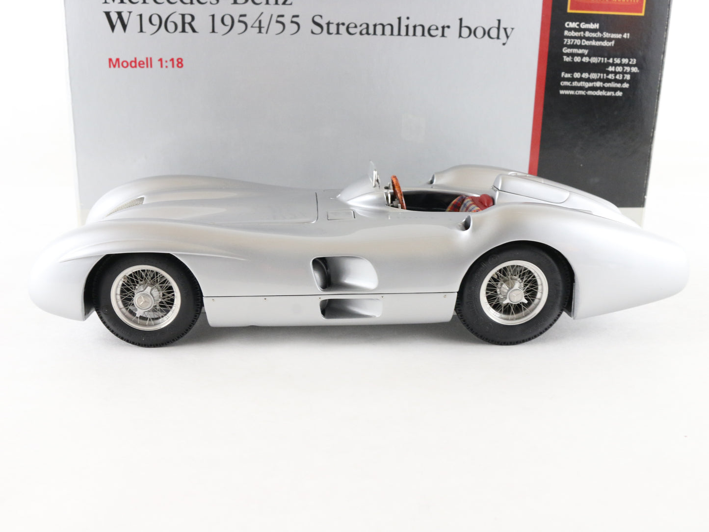 1954-55 Mercedes Benz W196R Streamliner Body Silver CMC 1:18 M-044 Model Car