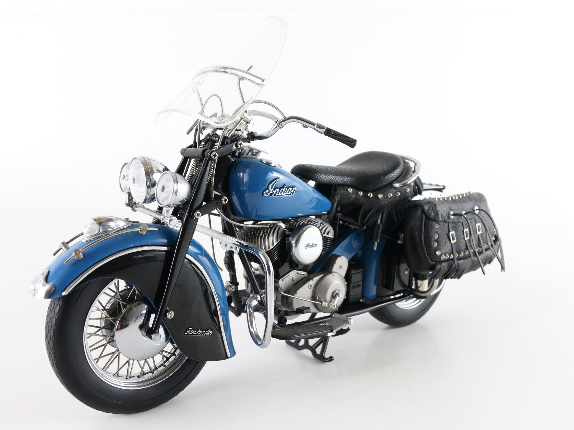 "1948 Indian Chief Roadmaster Black Blue Diecast Motorcycle Danbury Mint 1:10"