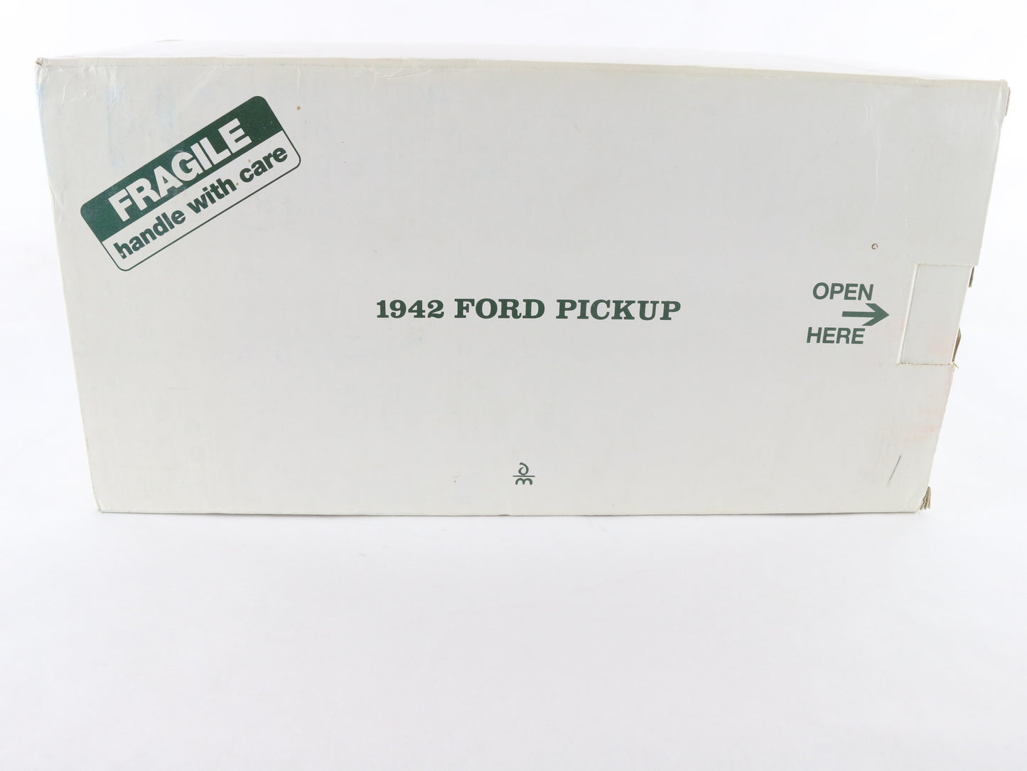 1942 Ford Pickup Truck Green Yellow Danbury Mint 1:24 Diecast Model Car