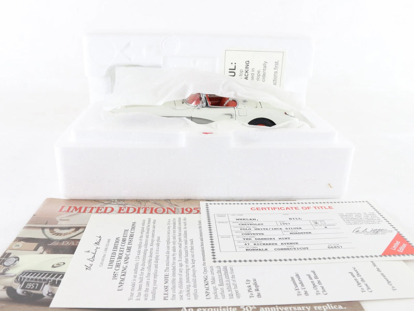 1957 Chevy Corvette Roadster Limited White Silver Danbury Mint 1:24 Diecast 2678