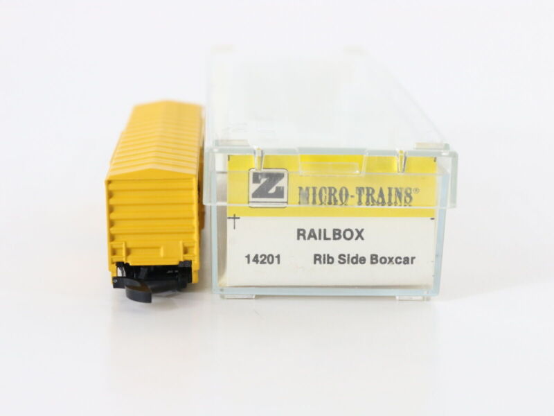 Rail Box RBOX 17834 Single Door Rib Side Boxcar Micro Trains Z 14201