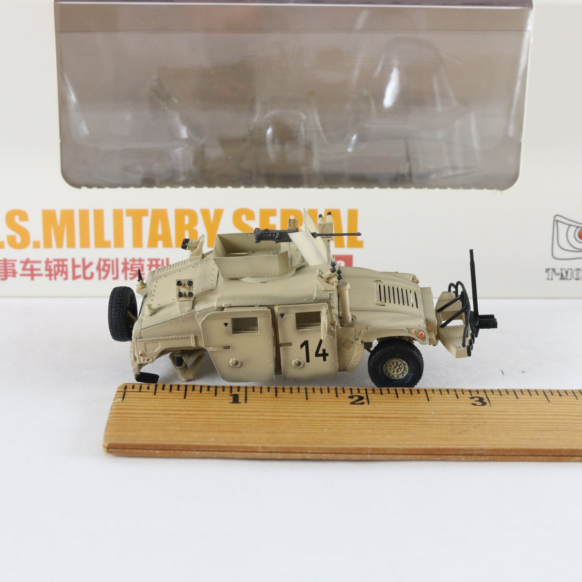 M1114 HMMWV US Army Military Special T-Model 1:72 TF7388 Military Vehicle