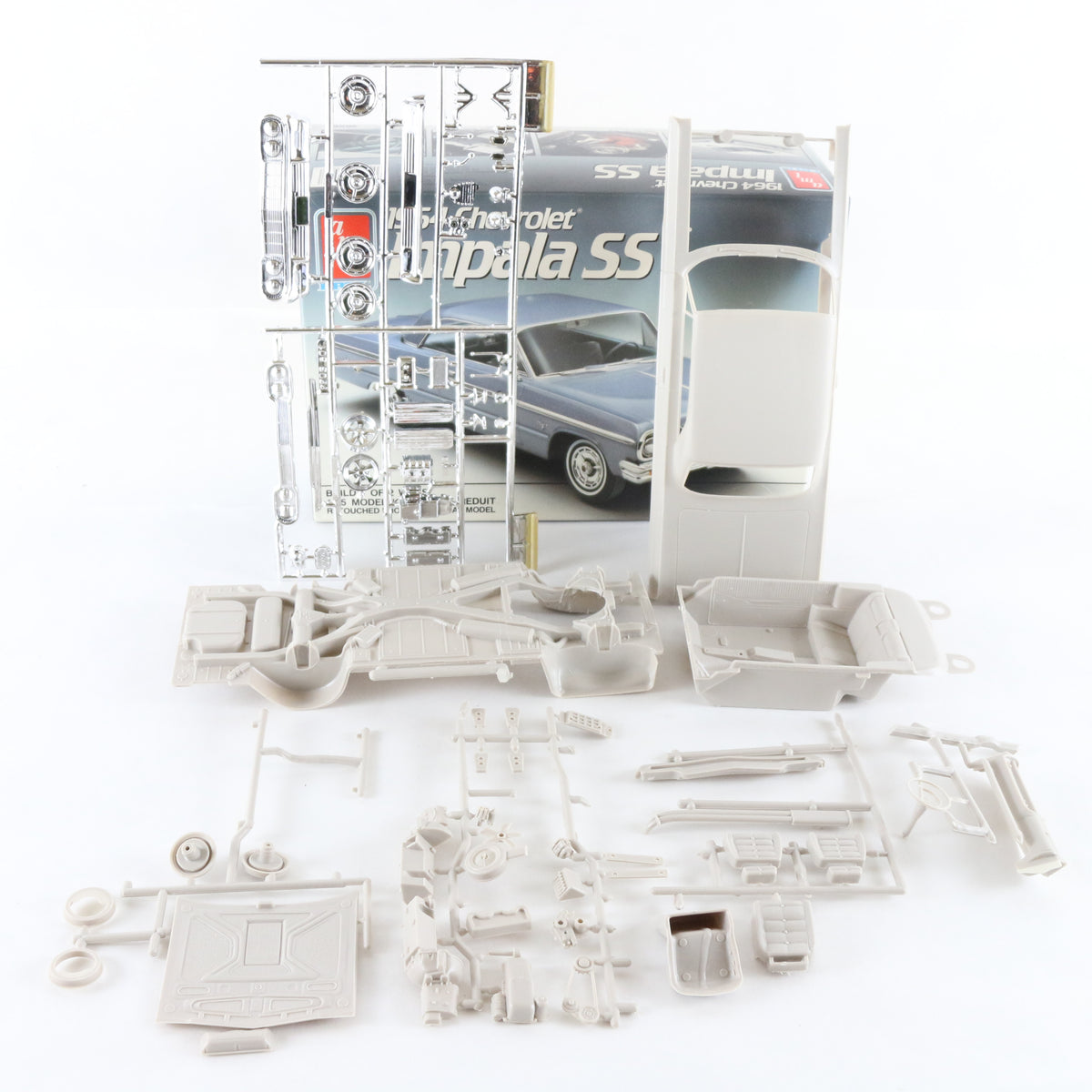 1964 Chevrolet Impala SS AMT ERTL 1:25 Plastic Model Car Kit 6564