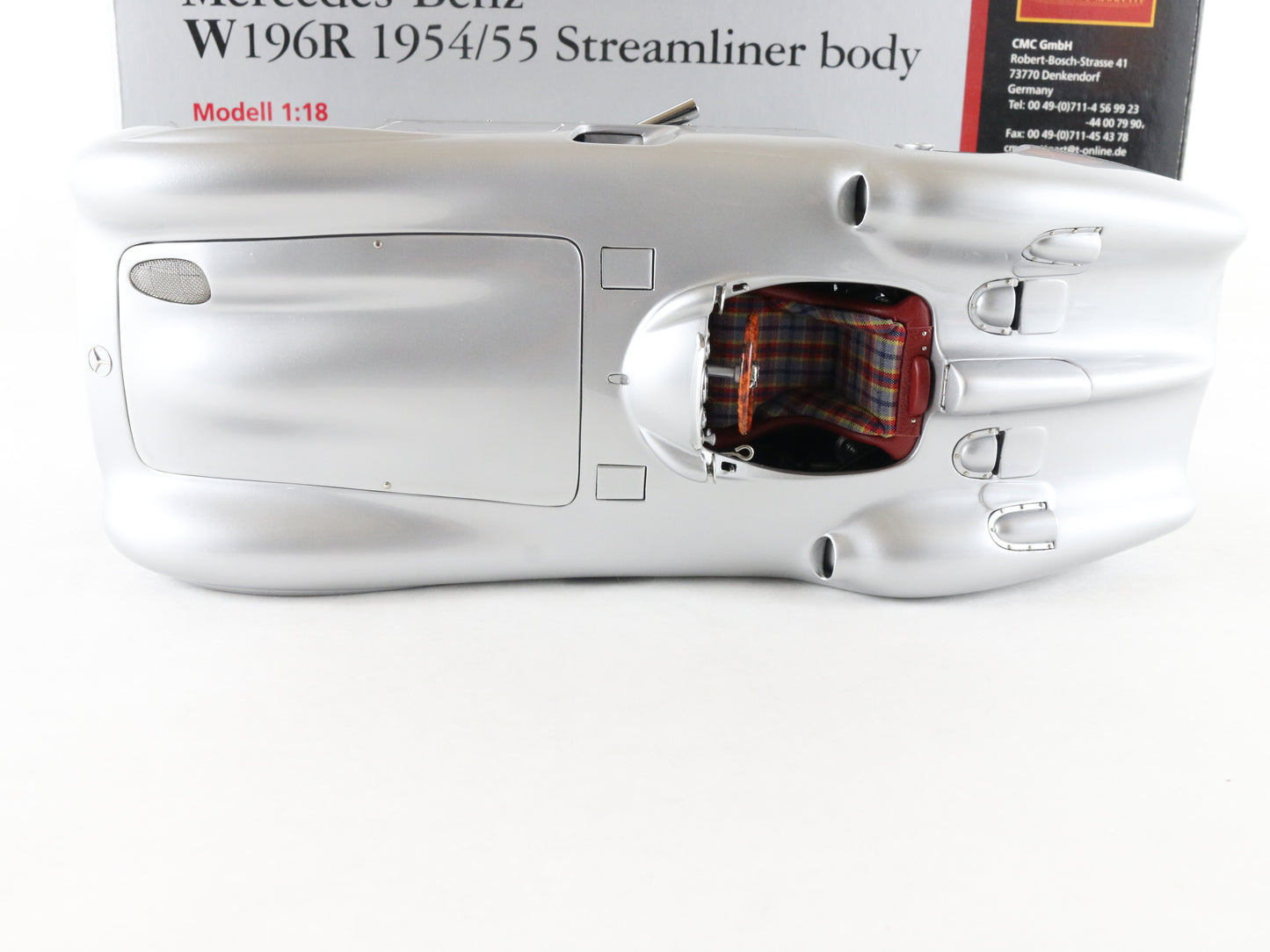 1954-55 Mercedes Benz W196R Streamliner Body Silver CMC 1:18 M-044 Model Car
