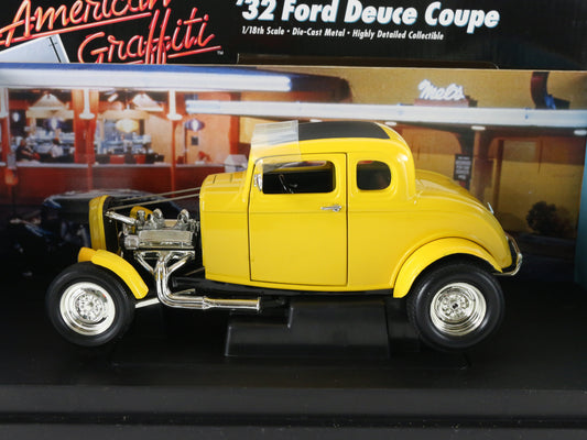 1932 '32 Ford Deuce Coupe Yellow American Graffiti ERTL 1:18 Diecast Model 32078