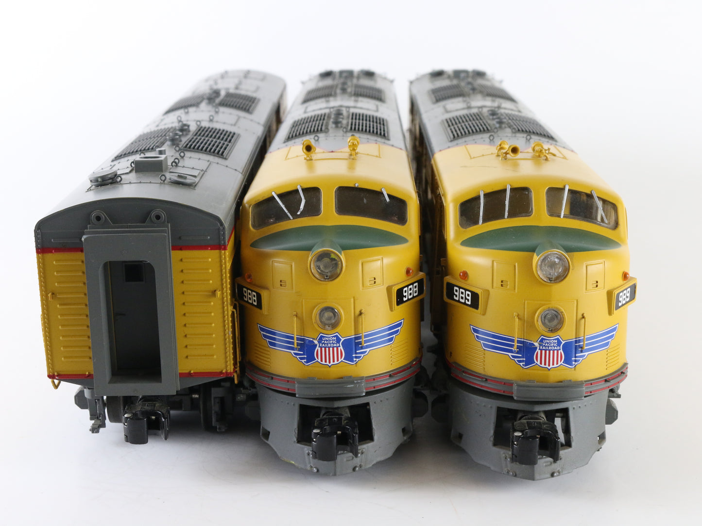 Lot Of 3 Lionel O Union Pacific 988 988b 989 E7 Diesel Locomotives 6-24574