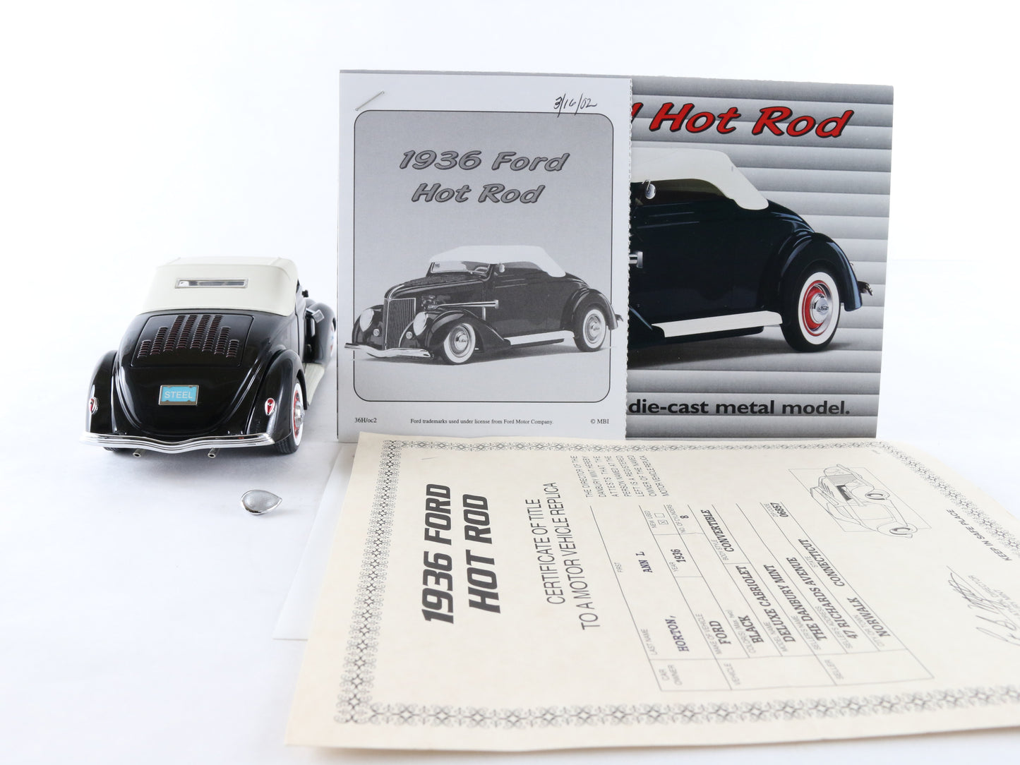 1936 Ford Hot Rod Deluxe Cabriolet Convertible Danbury Mint 1:24 Model Car