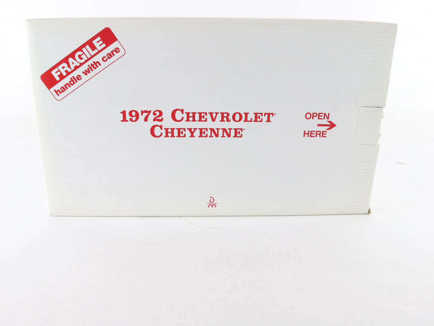 1972 Chevrolet Cheyenne Pickup Truck Red White Danbury Mint 1:24 Diecast Model