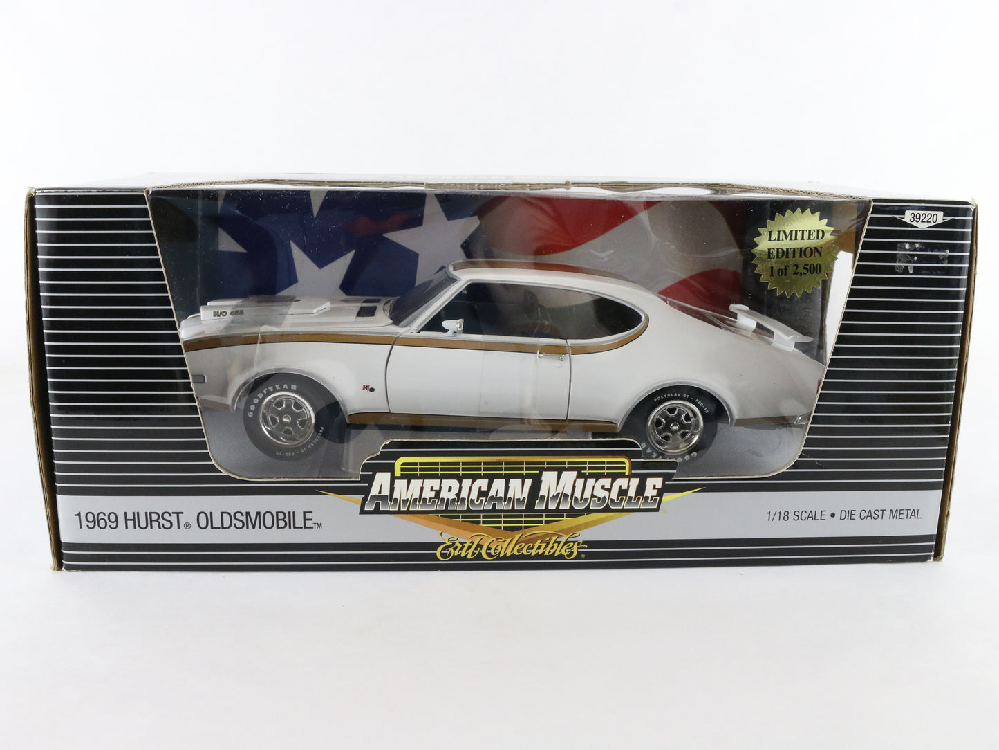 1969 Hurst Oldsmobile White Gold LE of 2500 American Muscle ERTL 1:18 39220