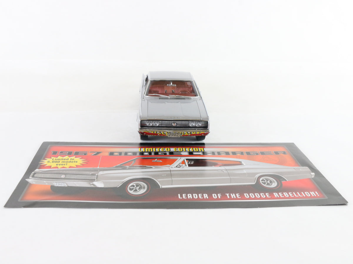 1967 Dodge Charger Silver Limited Danbury Mint 1:24 Diecast Model 692/5000