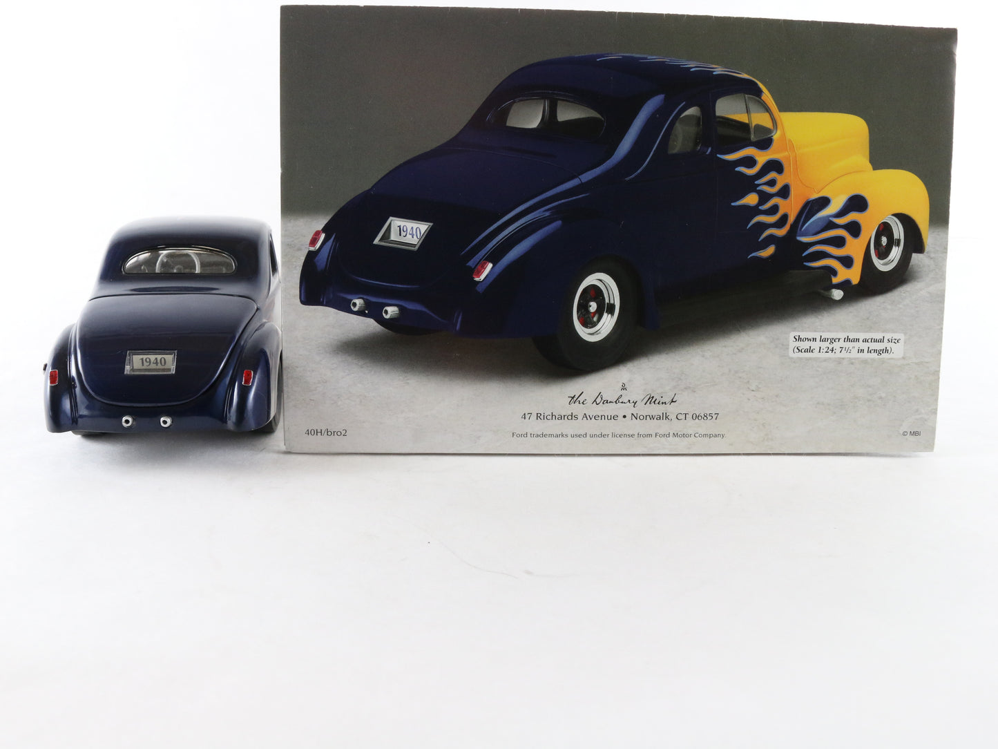 1940 Ford Hot Rod Blue W/ Flames Danbury Mint 1:24 Model Car