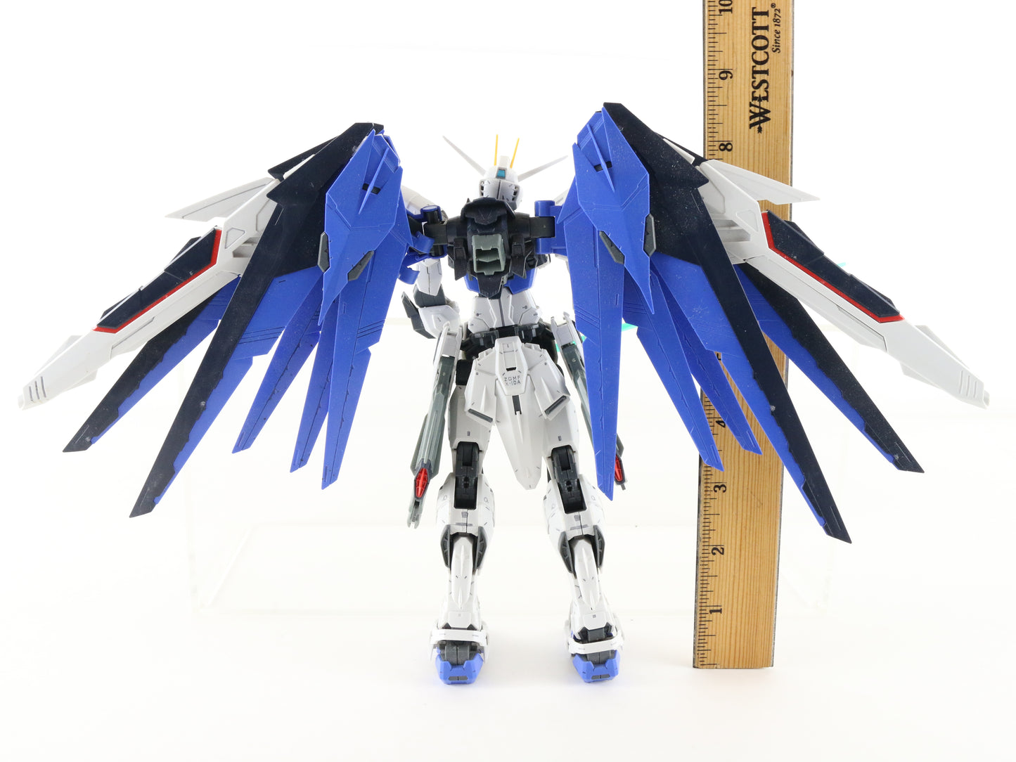 Gundam Zaft Mobile Suit 7gmf-x10a 2.0 Bandai Built Model 1:100 W/ Accessories