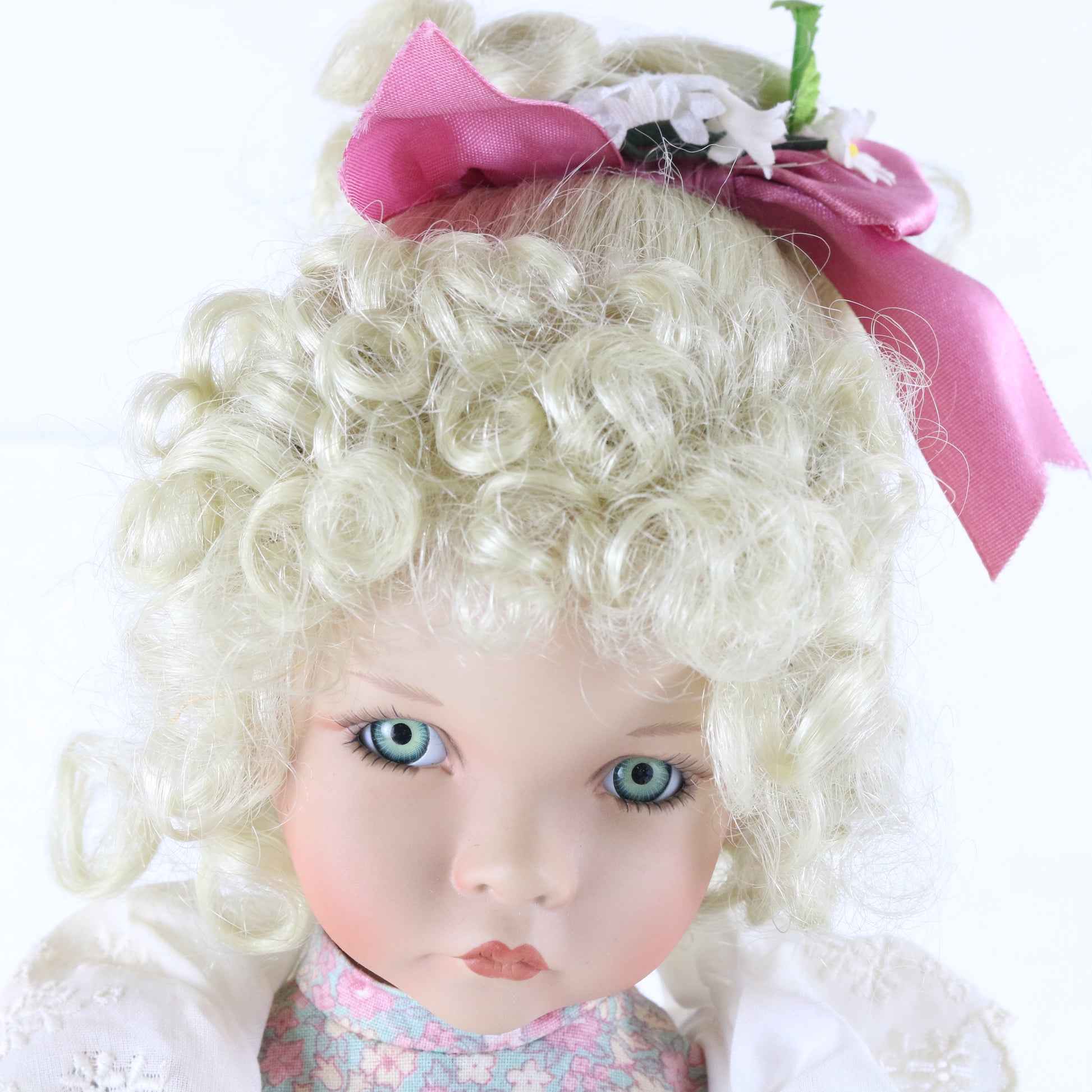 Mary Mary Quite Contrary Dianna Effner Knowles 14.5" Porcelain Doll 1369a