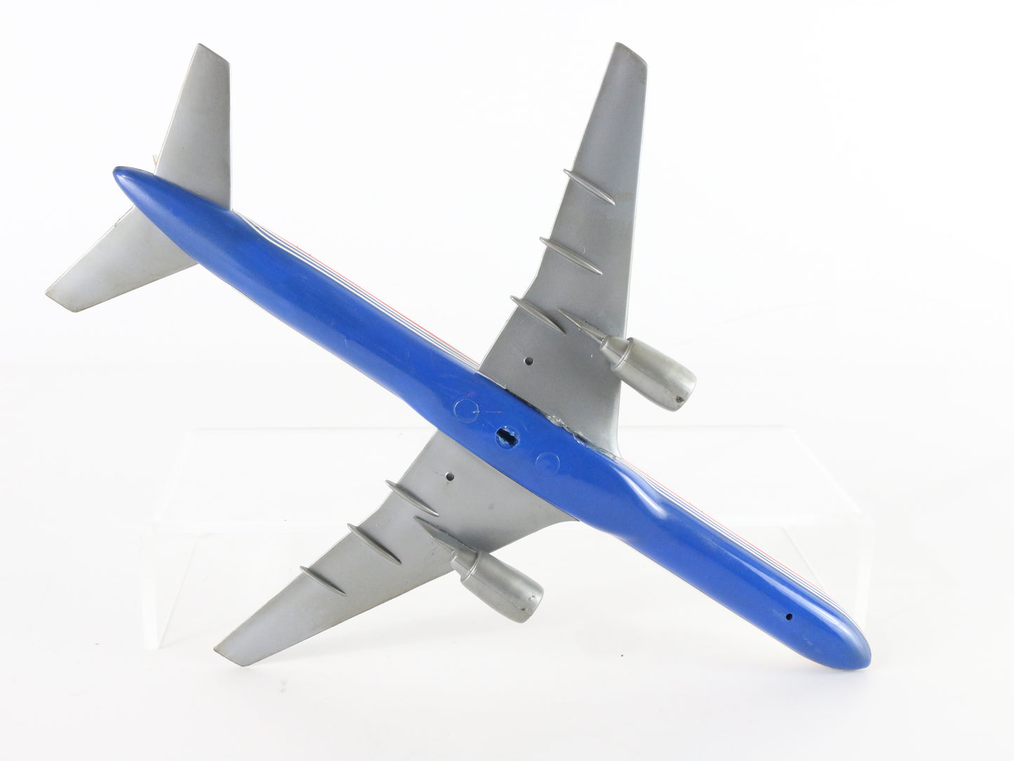 Boeing 757 Passenger Jet Plane Plastic Model Airplane House Colors 10" Long