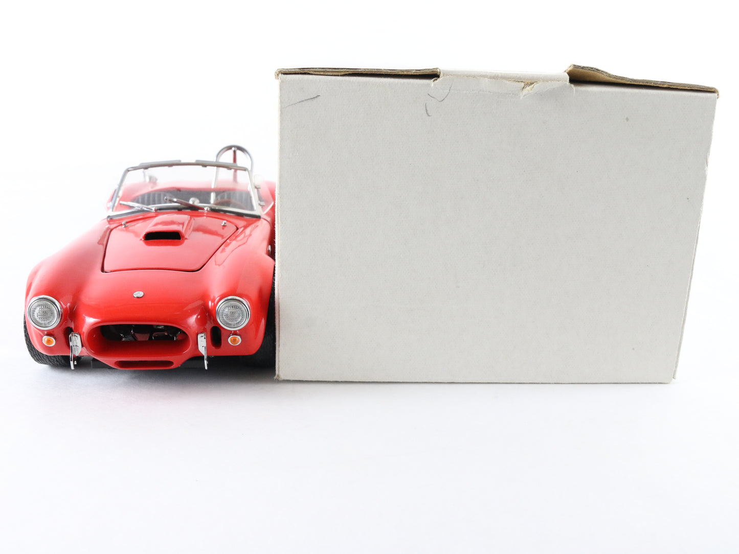 Cobra SC 427 Red Creative Masters Revell 1:24 Diecast Model Car 8800
