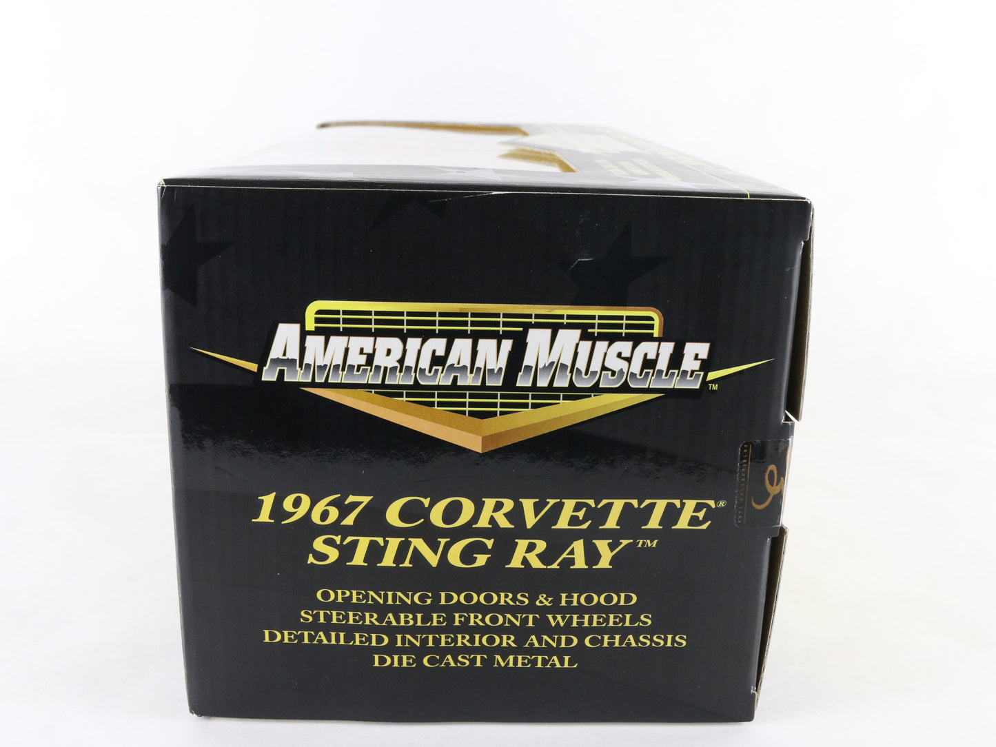 1967 Chevy Corvette Sting Ray Yellow American Muscle ERTL 1:18 Diecast 32273