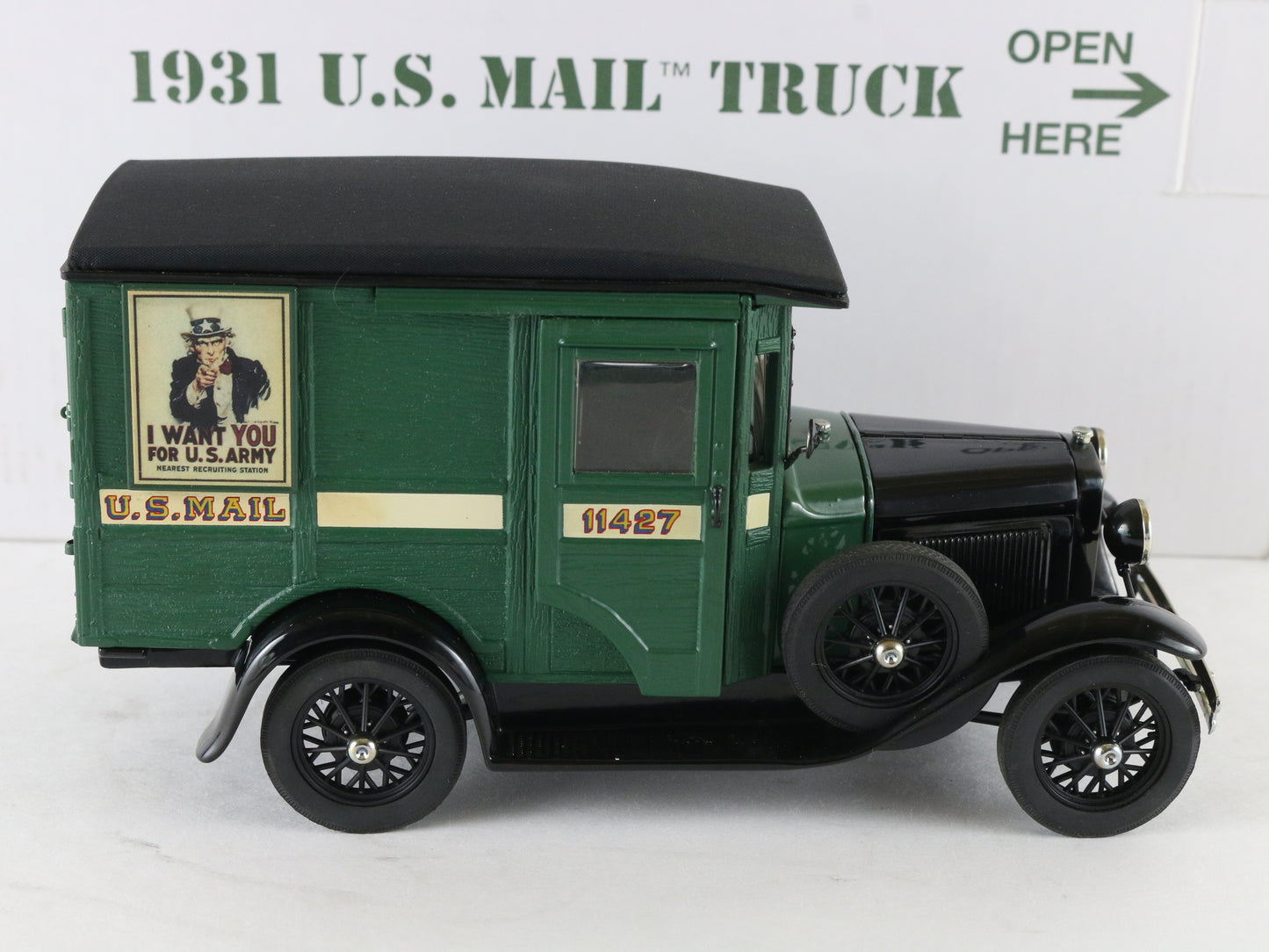 1931 Ford Model A US Mail Delivery Truck Green Danbury Mint 1:24 Diecast Model