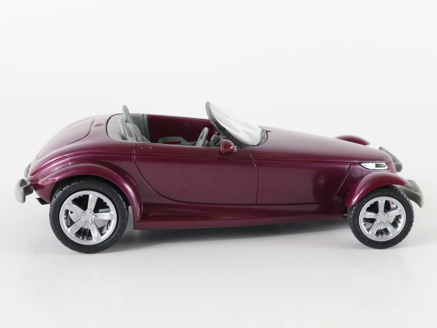 1994 Plymouth Prowler Promo Model Amt Ertl 1:25