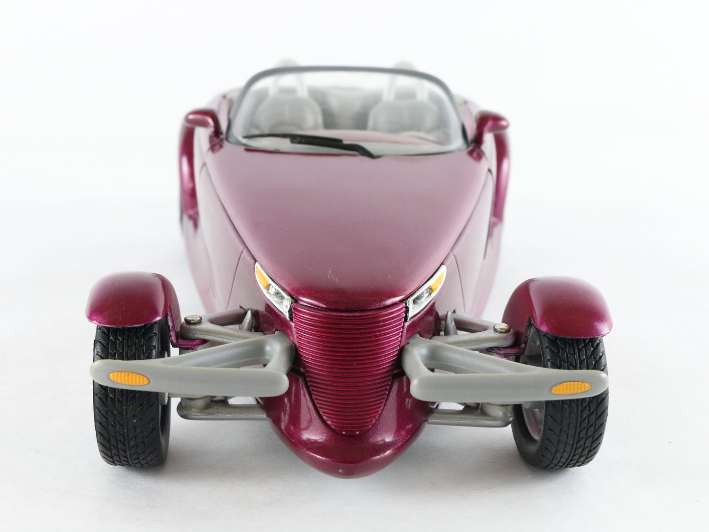 Plymouth Prowler Concept Vehicle Purple Convertible ERTL 1:18 Diecast Model Car