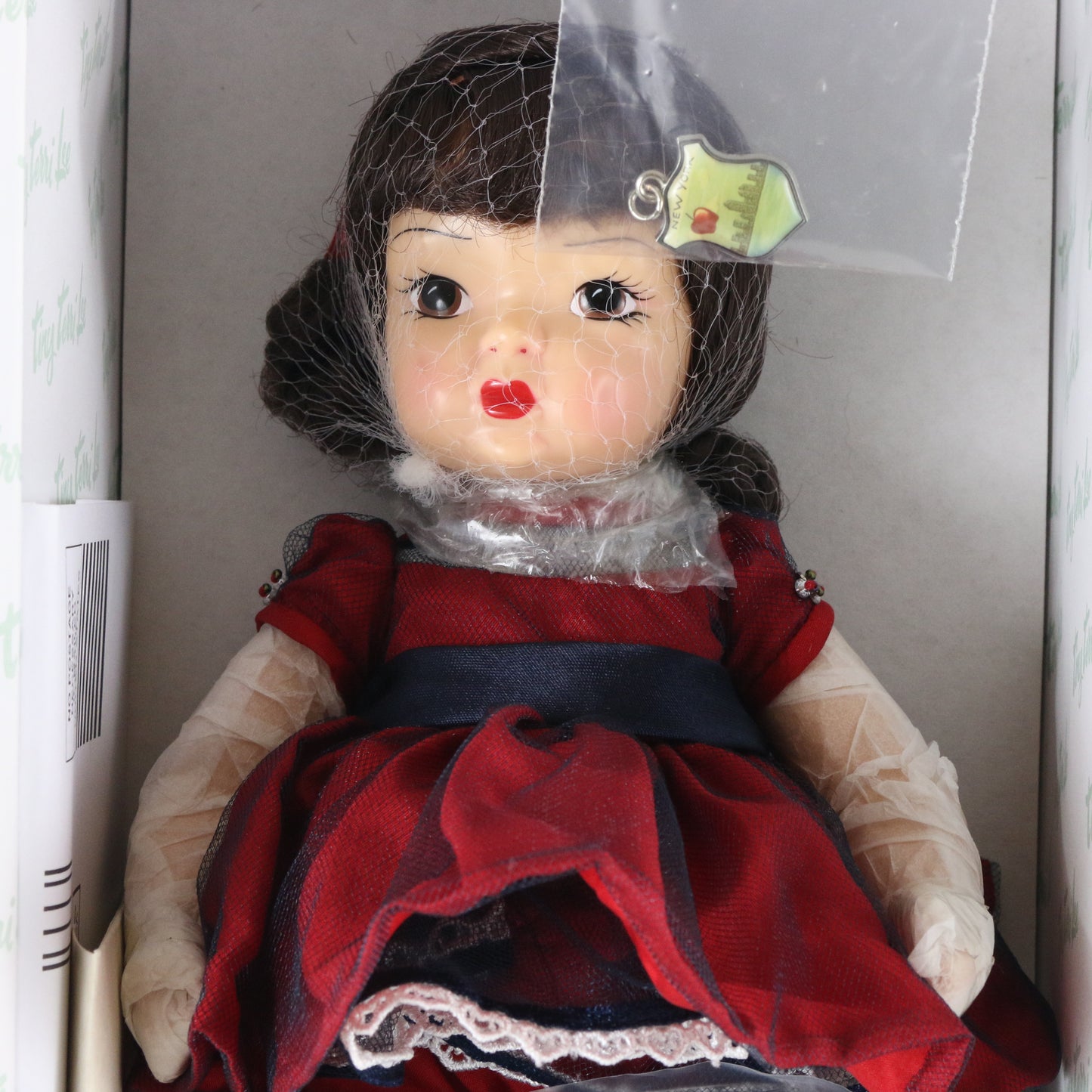 Tiny Terri Lee New York NY Travel Red Dress 10" Doll 336/750 40024 W/ Extras