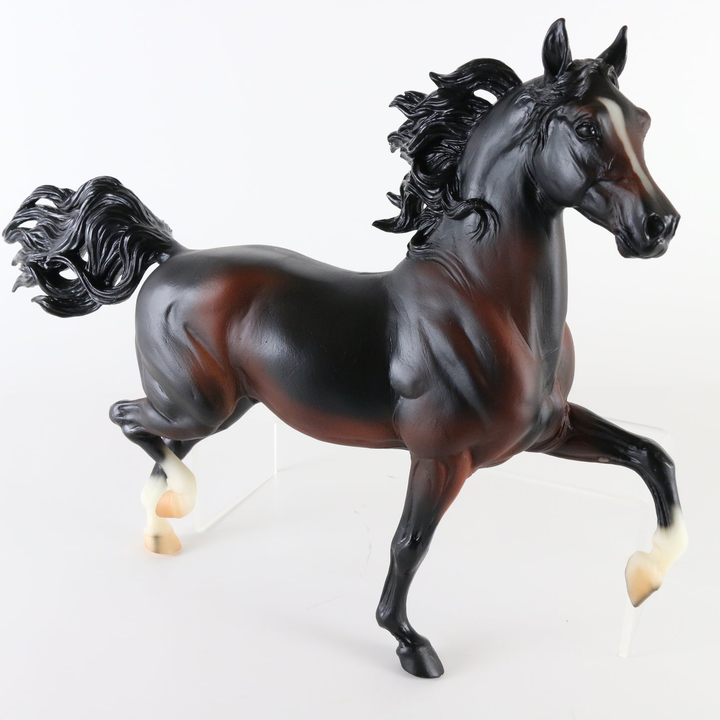 Breyer Huckleberry Bey Arabian Red Bay Great Shape Horse