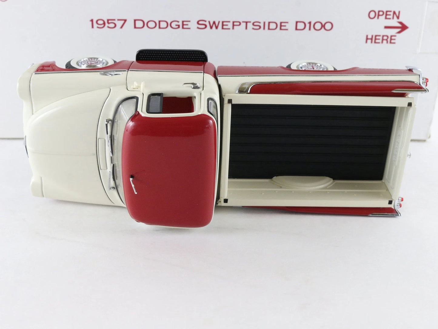 1957 Dodge Sweptside D100 Red White Danbury Mint 1:24 Diecast Model Truck