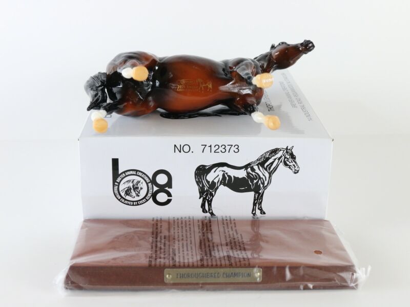 Breyer Thoroughbred Champion 2021 Vintage Club 750 LE 712373 w/ Box, Stand