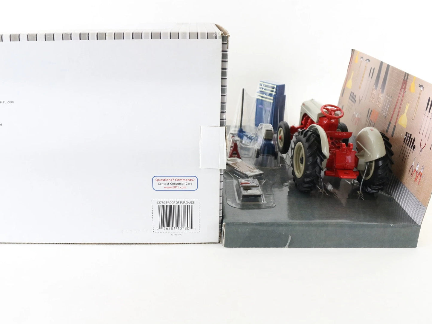 Ford 8N Restoration Tractor & Accessories Red Gray ERTL 1:16 Diecast 13780