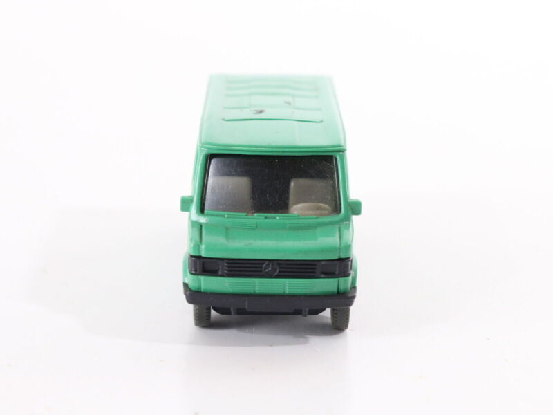 Unlettered Mercedes Benz Passenger Van Green 280-282 Vintage Wiking 1:87 HO