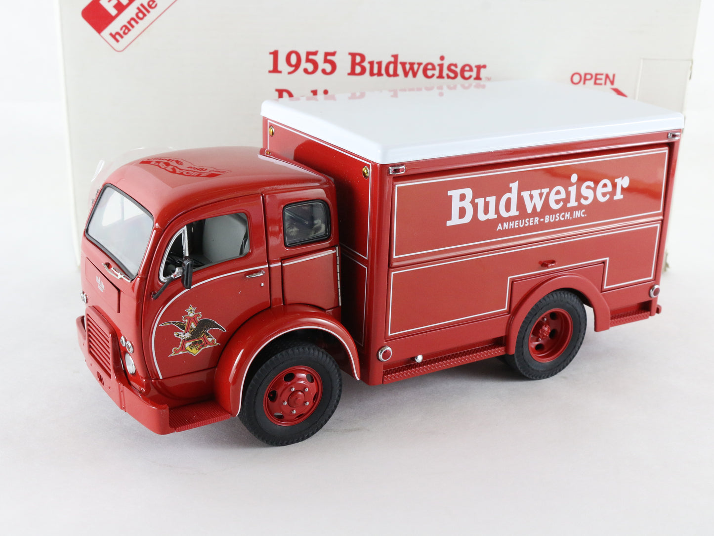 1955 White 3014WLB Budweiser Delivery Truck Red White Danbury Mint 1:24 Diecast