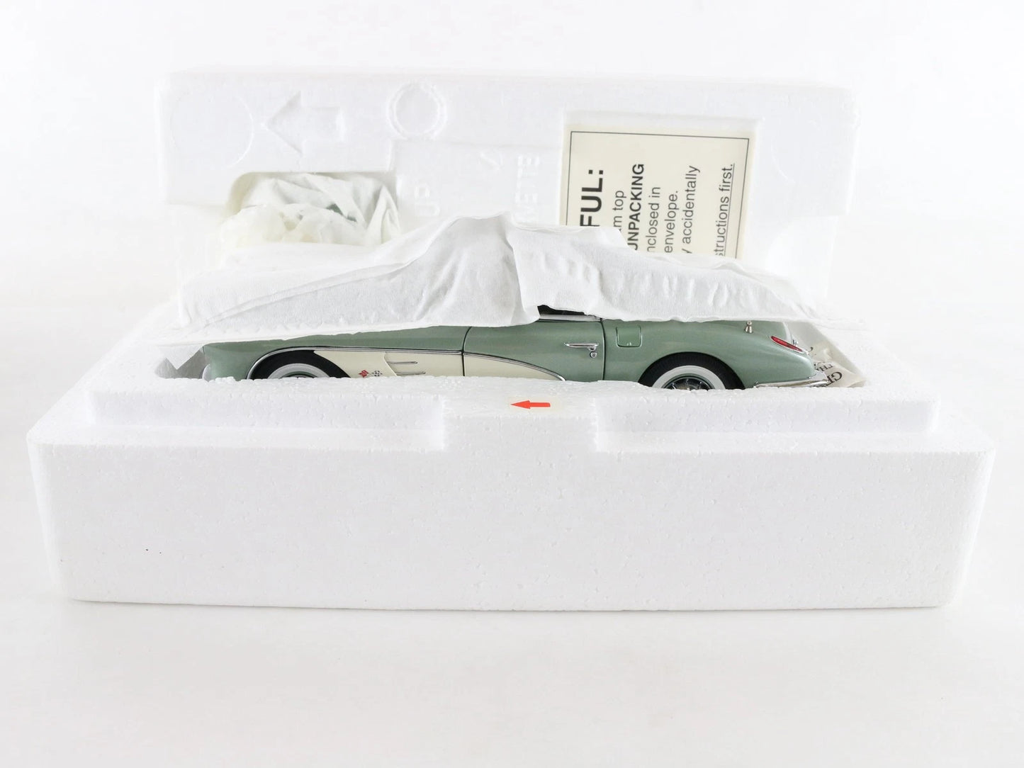 1960 Chevy Corvette Green White Convertible Limited Danbury Mint 1:24 2505