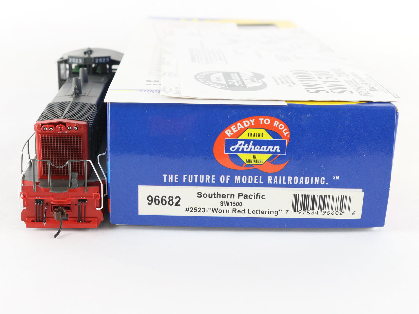 Athearn HO 96682 Southern Pacific 2523 SW1500 Worn Red Lettering Diesel Loco