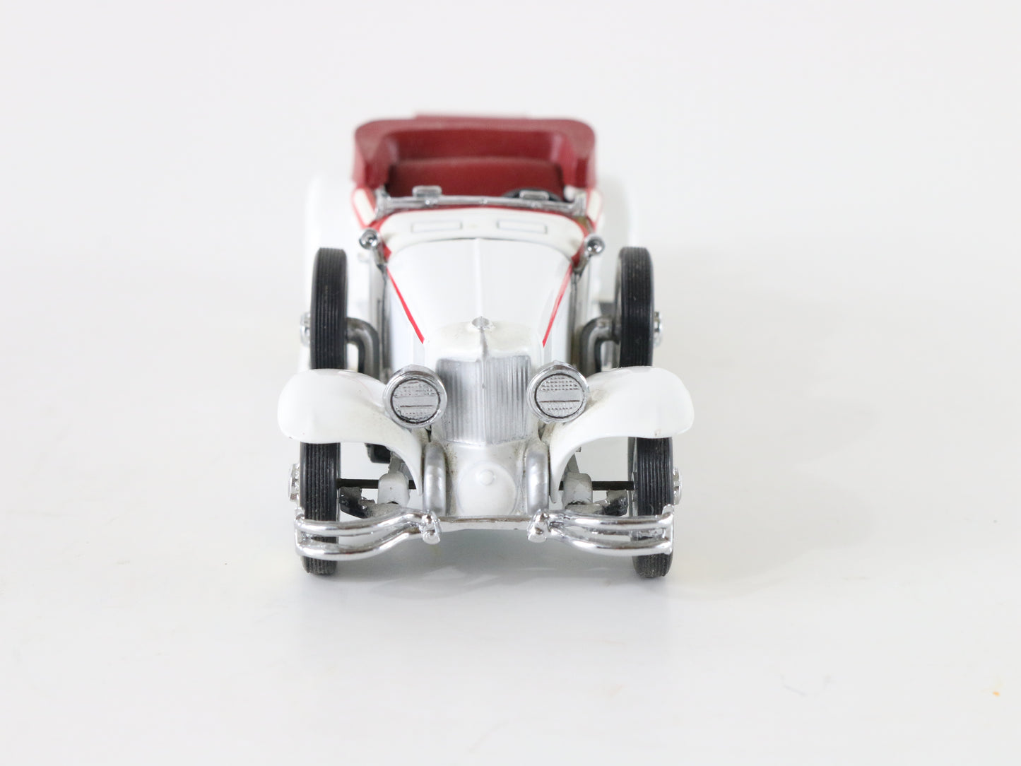 1929 Cord L29 Cabriolet White & Red Franklin Mint 1:43 B11pr74 Model Car