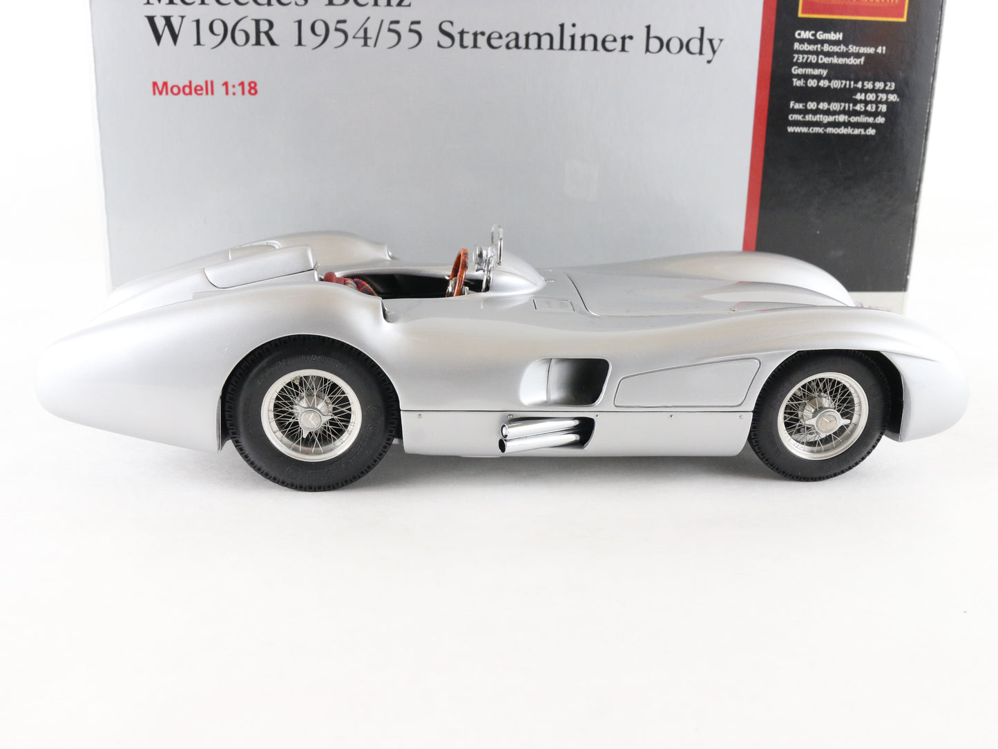 1954-55 Mercedes Benz W196R Streamliner Body Silver CMC 1:18 M-044 Model Car