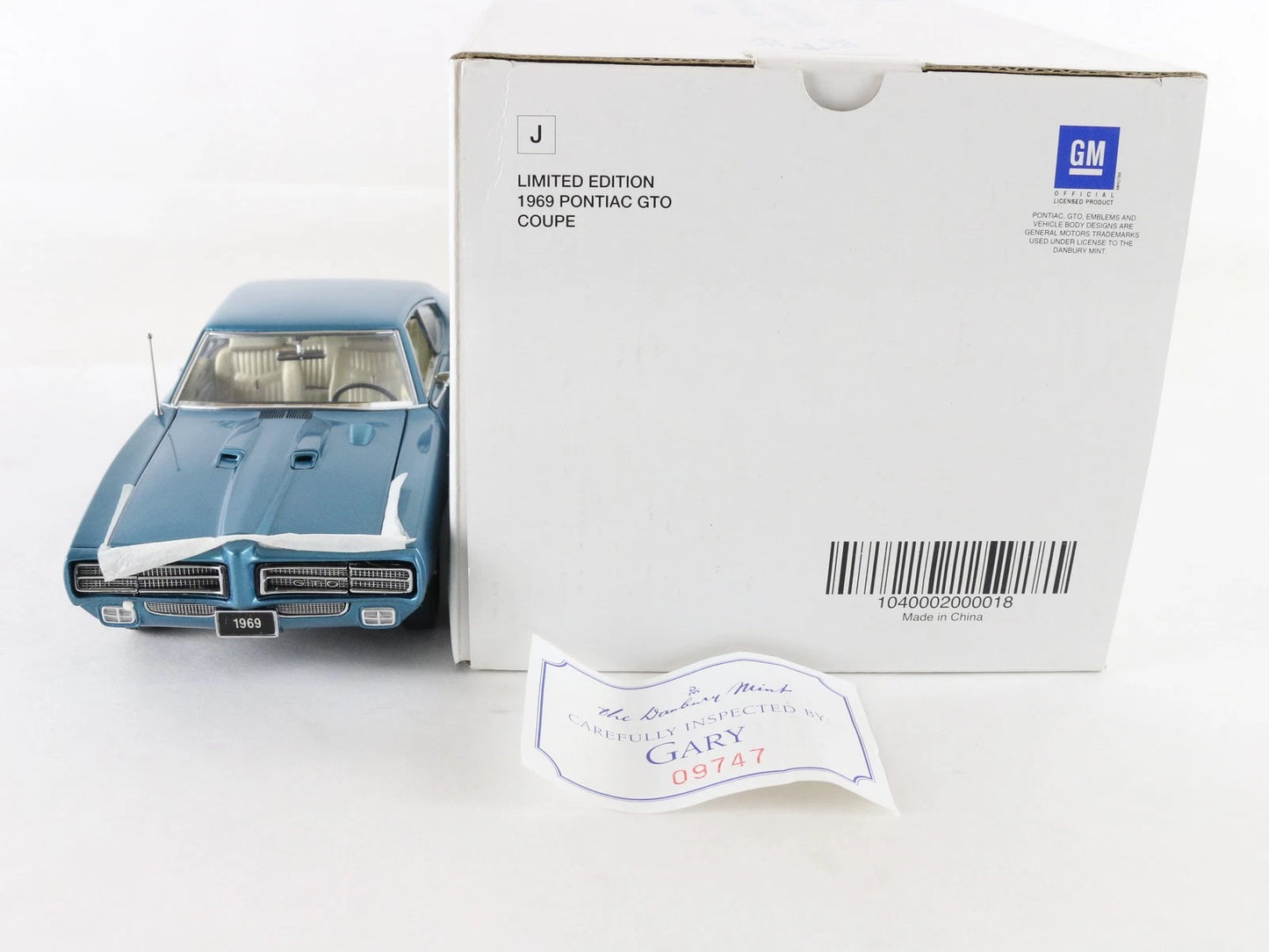 1969 Pontiac GTO Coupe Light Blue Danbury Mint 1:24 Diecast Model 680