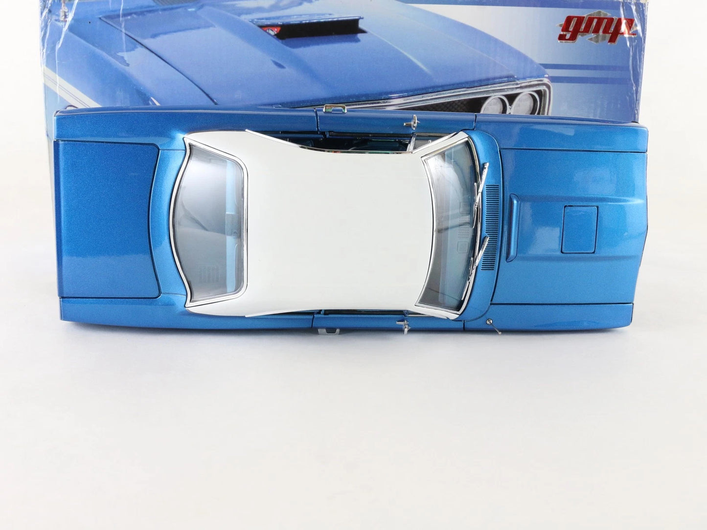 1970 Plymouth GTX Blue & White GMP 1:18 Diecast Model Car 1 Of 996 G1803107