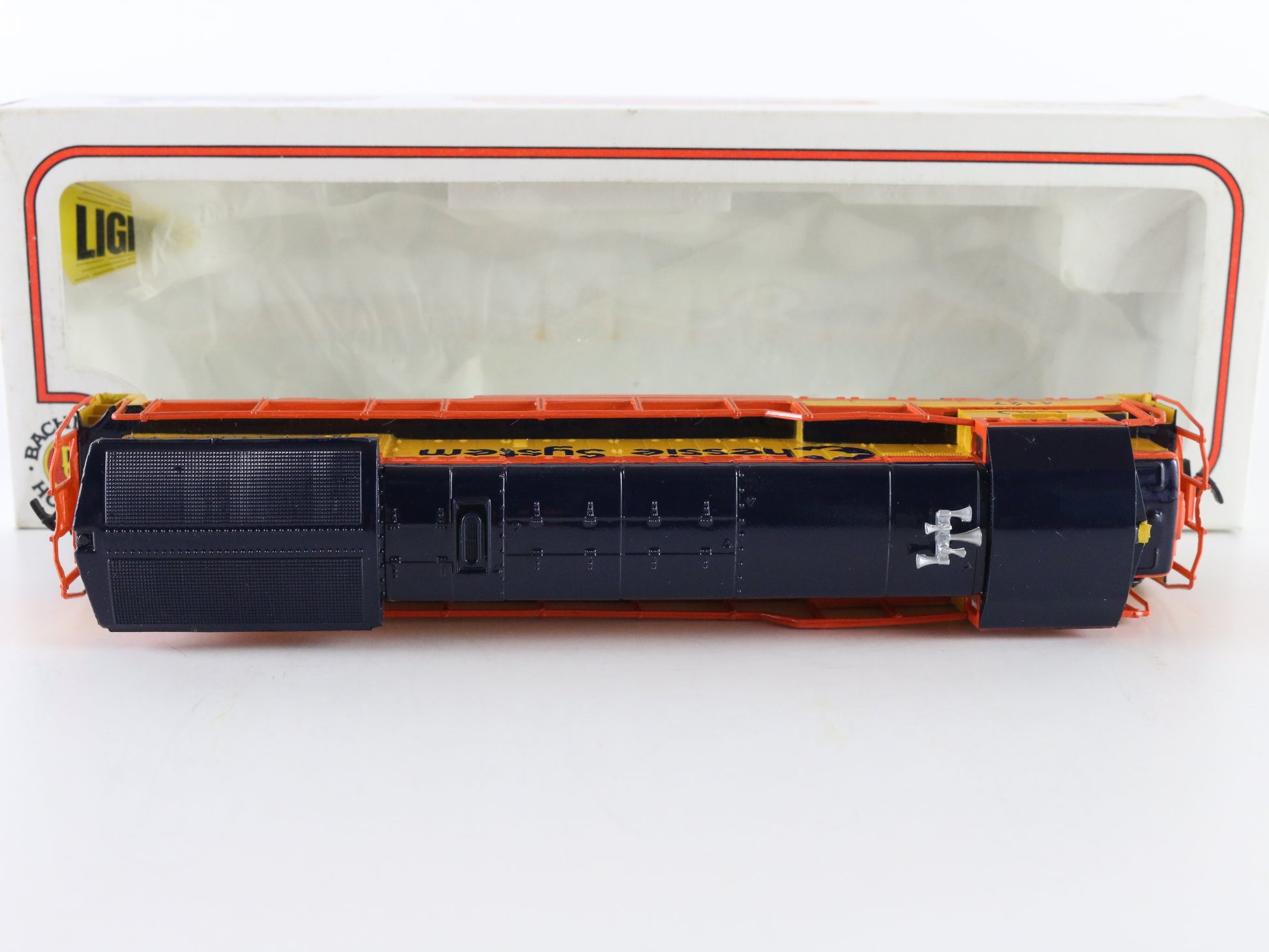 Bachmann HO Chessie System 4127 GE U36B Diesel Locomotive