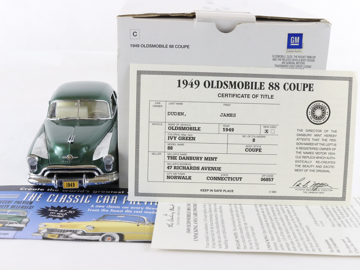 1949 Oldsmobile 88 Coupe Ivy Green Danbury Mint 1:24 Diecast Model Car