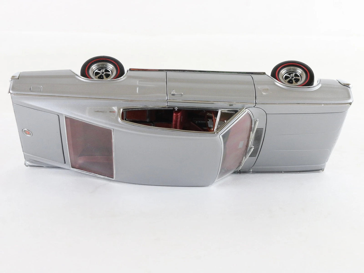1967 Dodge Charger Silver Limited Danbury Mint 1:24 Diecast Model 692/5000