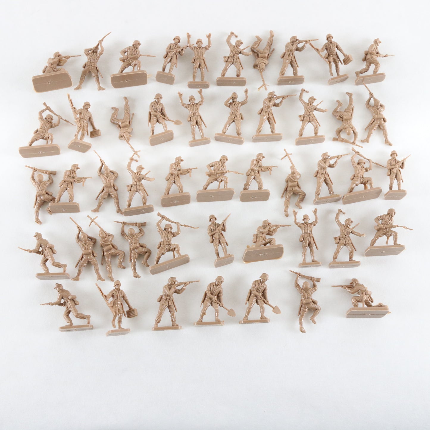 German Afrika Korps WWII Airfix 1:72 A01711 Plastic Model Soldier Figures