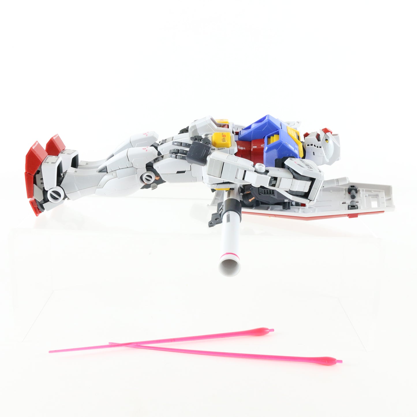Gundam MG RX-78-2 3.0 Mobile Suit Bandai 1/100 Built Model W/ Instruction Decals