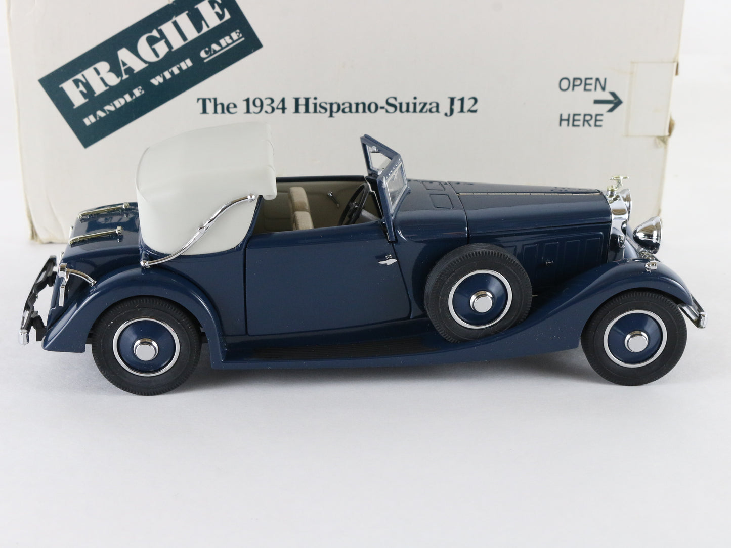 1934 Hispano Suiza J12 Blue White Cars Golden Age Danbury Mint 1:24 Diecast