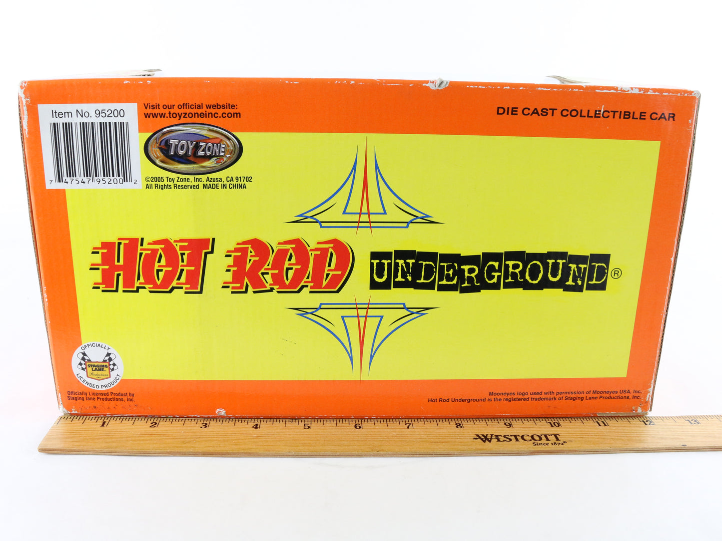 Defibrillator Black Ford Dragster Hot Rod Underground 1:18 Diecast Model Car