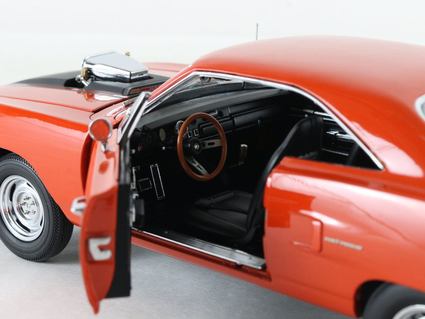 1970 Plymouth Road Runner Heads UP Orange Black GMP 1:18 1 Of 996 G1803125