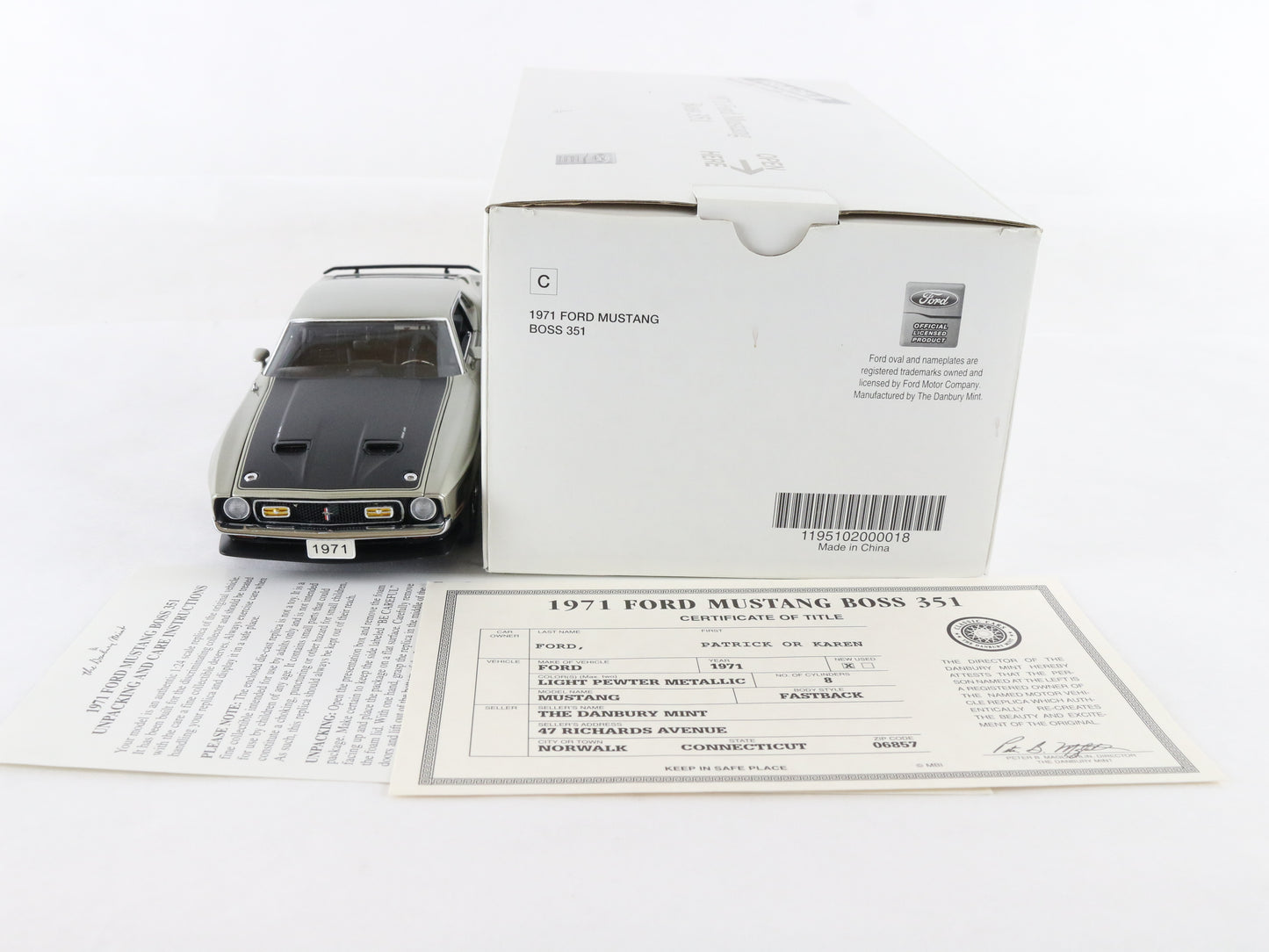 1971 Ford Mustang Boss 351 Fastback Gray Black Danbury Mint 1:24 Diecast Model