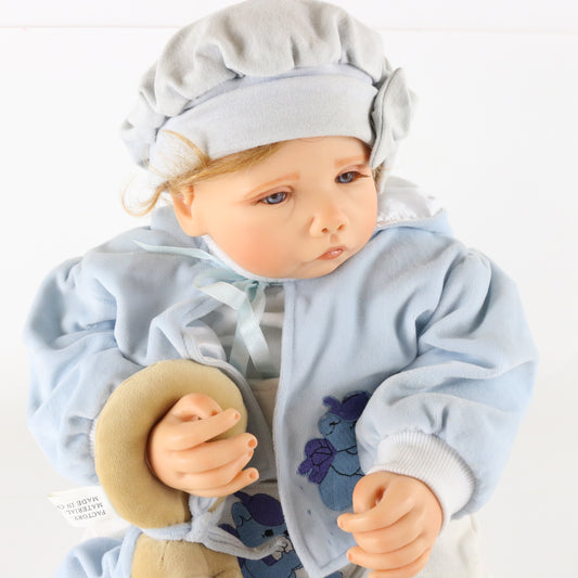 Lee Middleton? Vinyl Baby Doll S Sourt Large 23" 184/500 W/ Accessory