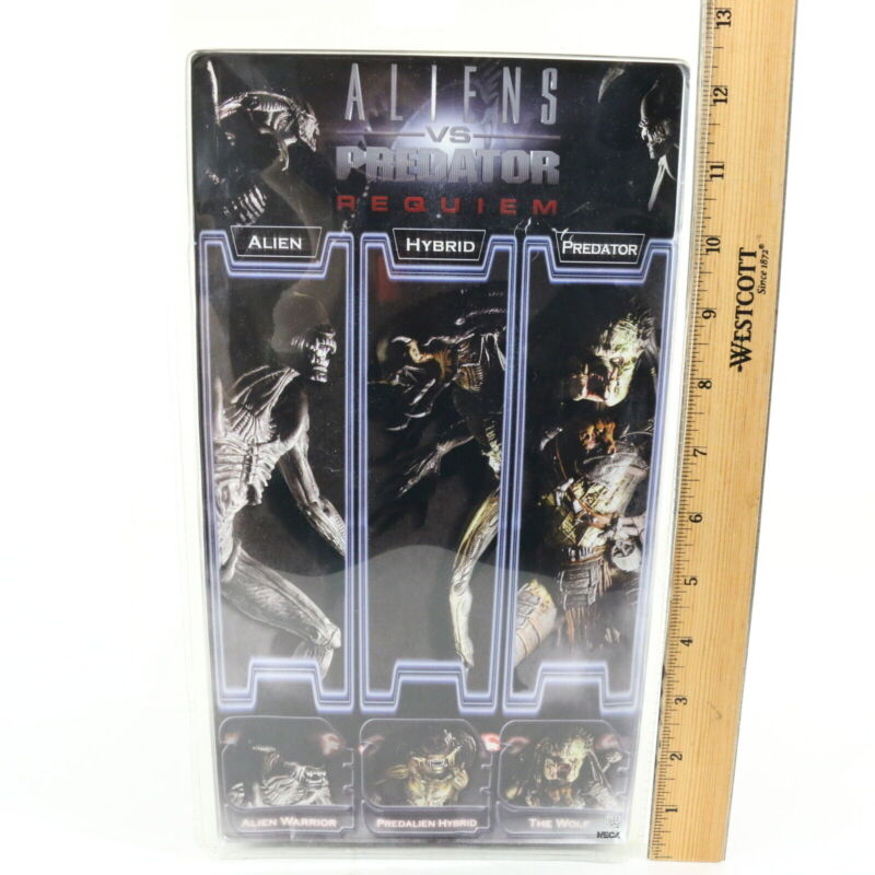 Alien Warrior Aliens Vs Predator Requiem AVPR Neca Reel Toys Action Figure