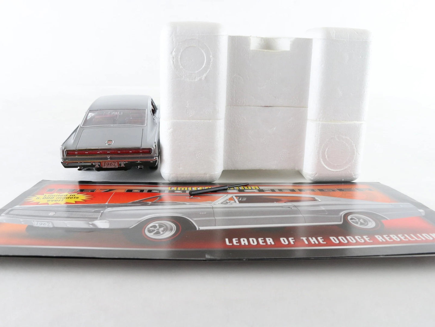 1967 Dodge Charger Limited Silver Danbury Mint 1:24 Diecast Model #1410/5000